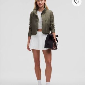 Sleek city jacket. Army green color